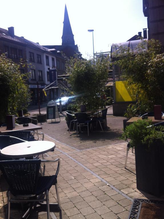 Hotel Les Arcades - La-Roche-En-Ardenne Buitenkant foto